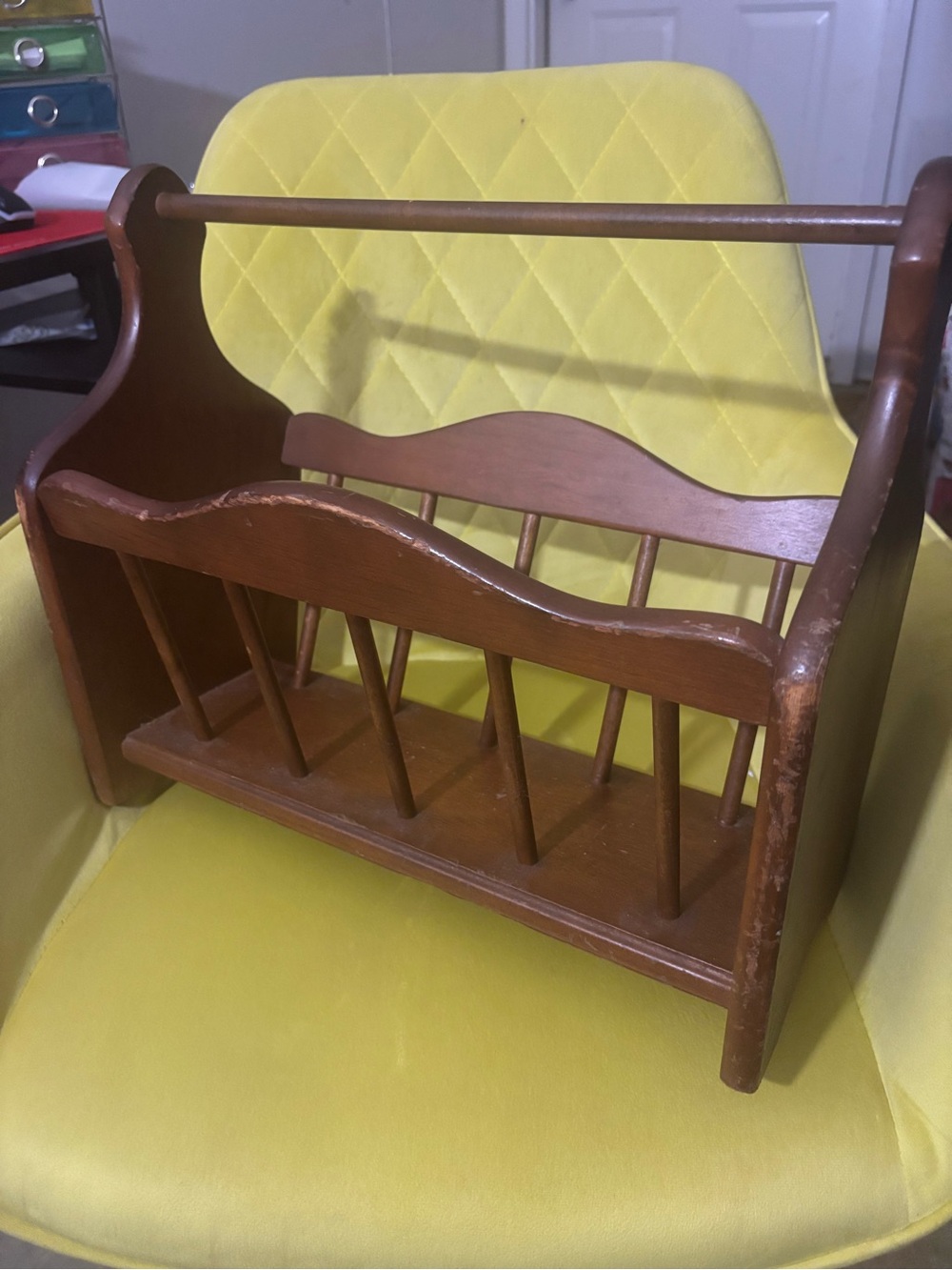 Vintage Rustic Brown Wooden Magazine Rack - Home Wall Decor